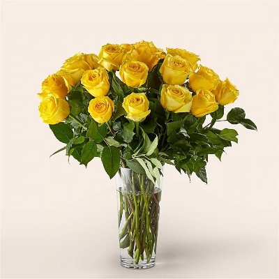 Classic 24 Yellow Roses Bouquet