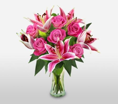 Lustic Pink Lily & Pink Rose Bouquet