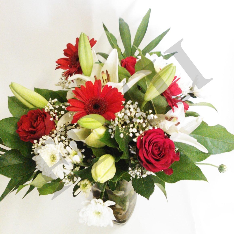 Classic Red Bouquet Flowers Delivery 4 U Southall, Middlesex