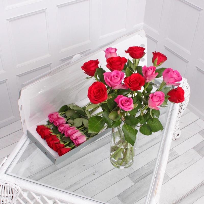 Letterbox Graceful Roses Flowers Delivery 4 U Southall, Middlesex