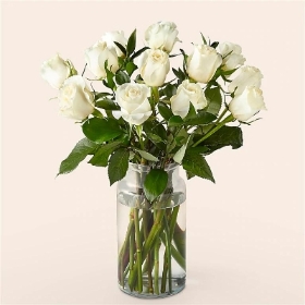 Classic 12 White Roses Bouquet